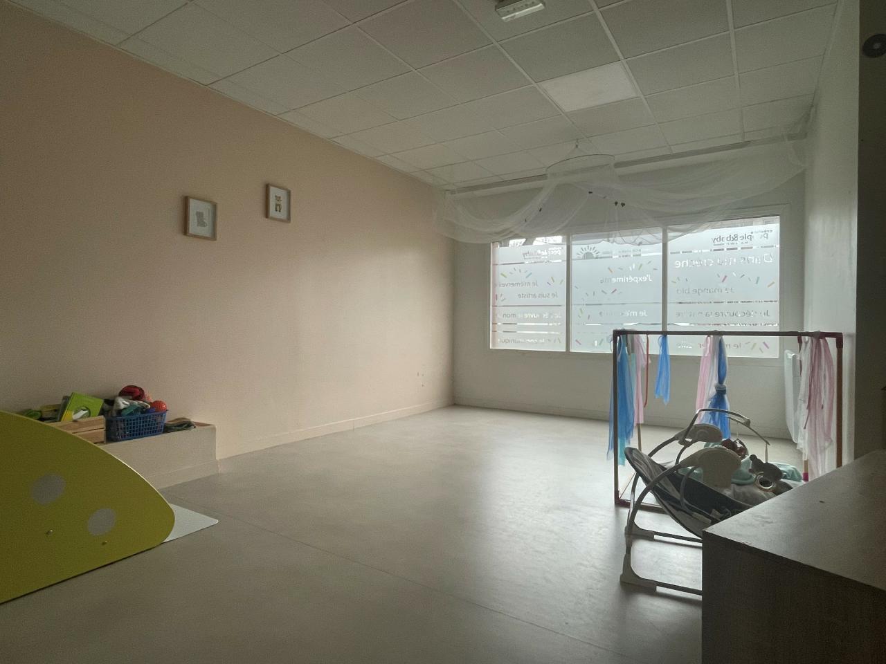 Local d'activité Ivry-sur-Seine 124m² Location local d'activité Ivry-sur-Seine Val-de-Marne OLACT2420845 9